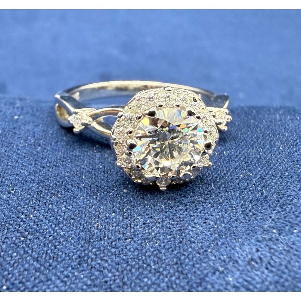 2CT Moissanite Halo Sterling Silver Ring size 8